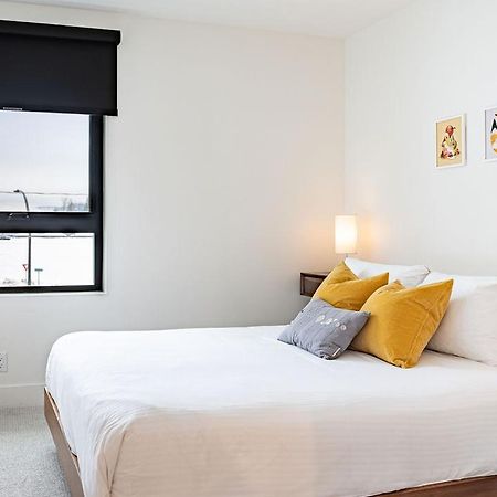 Revel In The Stoke By Revelstoke Vacations Apartment Bagian luar foto