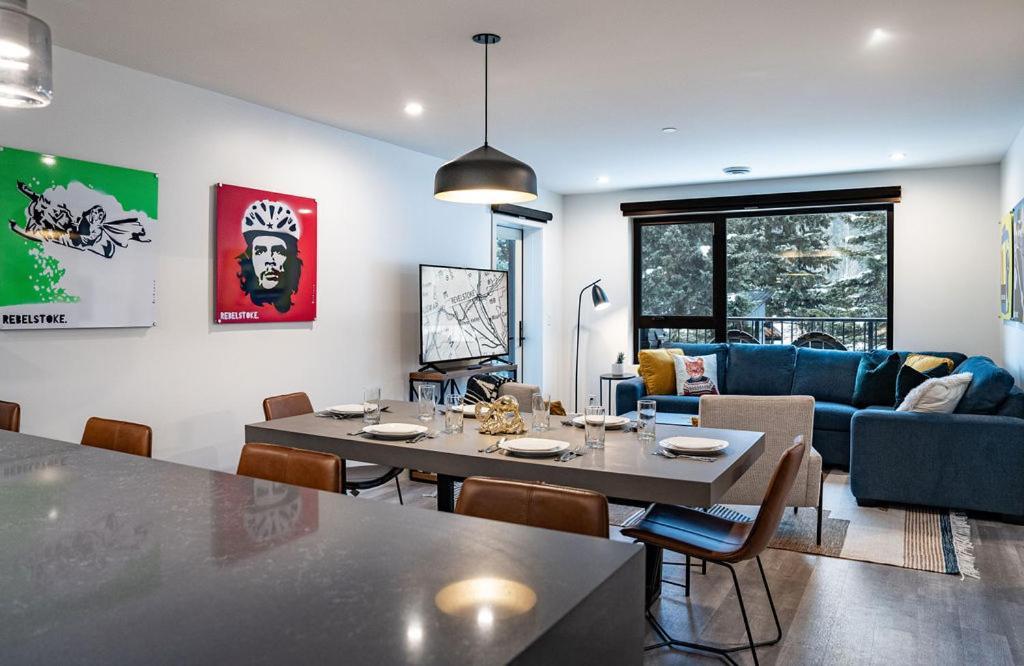 Revel In The Stoke By Revelstoke Vacations Apartment Bagian luar foto